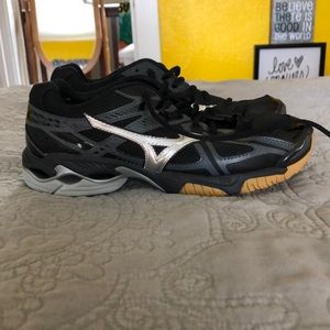 Mizuno Volleyball Shoes!